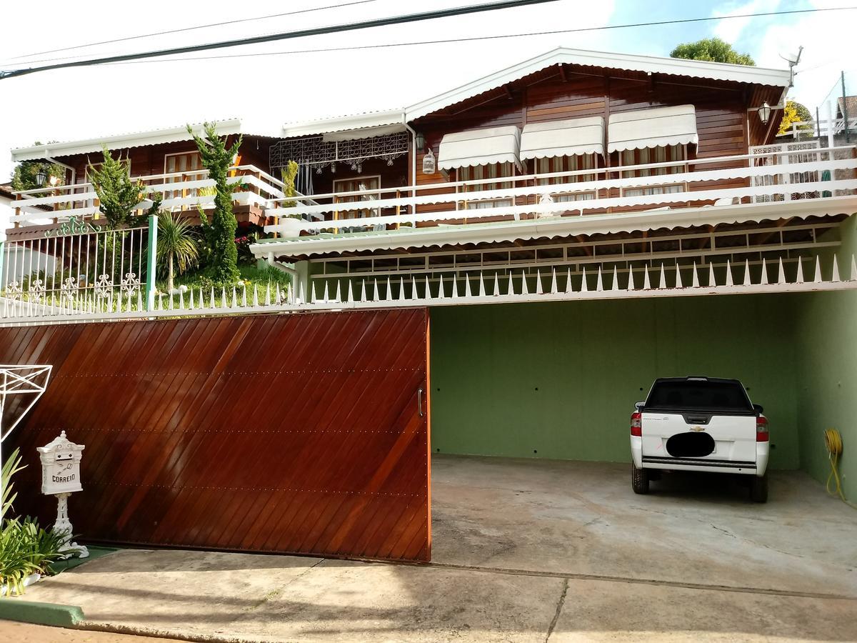Suites Vila Nova Suica - Campos do Jordao — Fotos 1